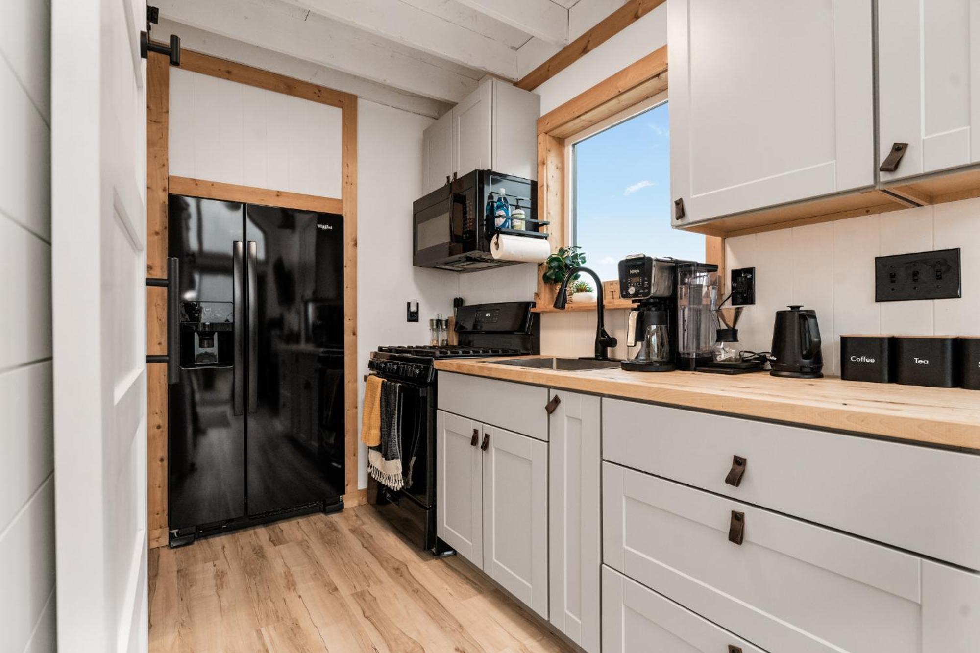 Modern Tiny Cabin, With Hot Tub In Choteau Mt Exteriér fotografie